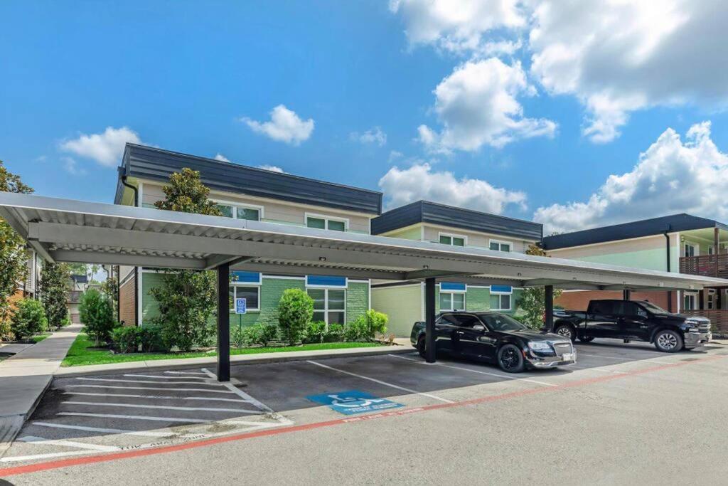 Lovely 2 Bedroom/2 Bath Houston, Heights/Galleria エクステリア 写真