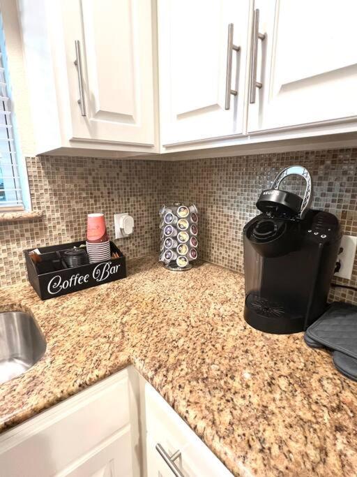 Lovely 2 Bedroom/2 Bath Houston, Heights/Galleria エクステリア 写真